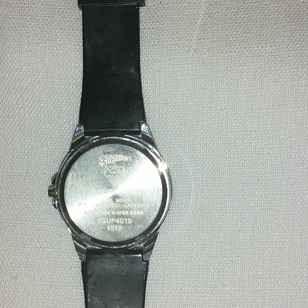 🔥superman watch🔥 - Picture 3 of 3